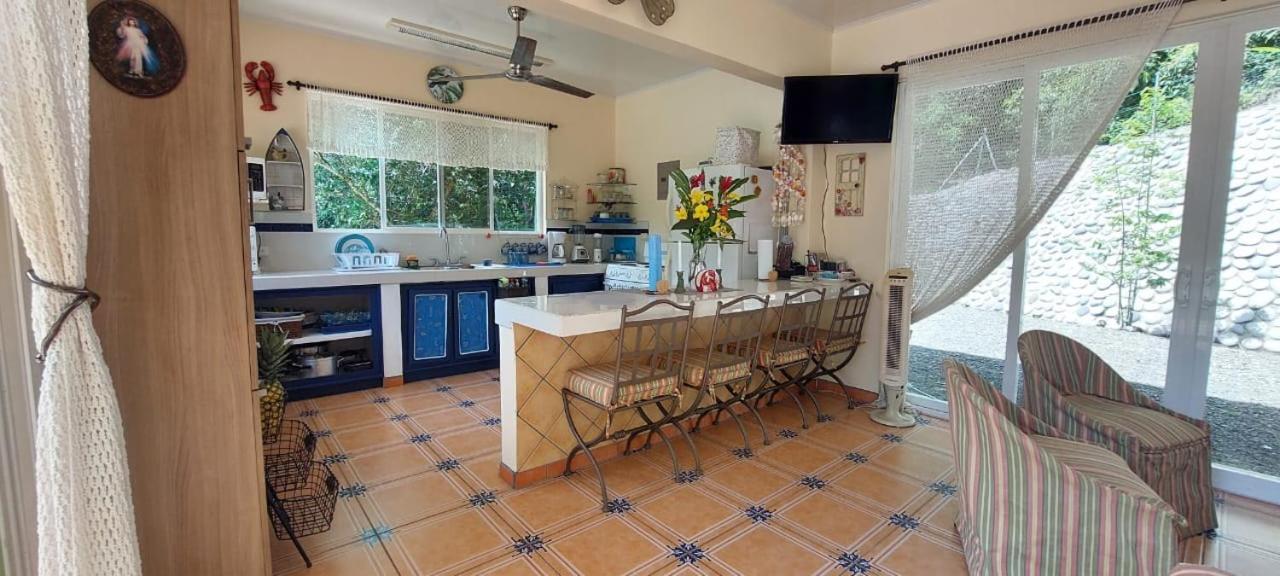 Yethan House Увита Экстерьер фото